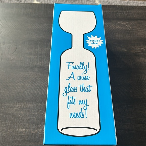 Wine Bottle Glass - Picture 4 of 5